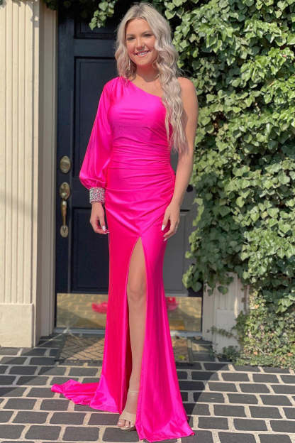 Black One-Shoulder Mermaid Gown Featuring a High Slit