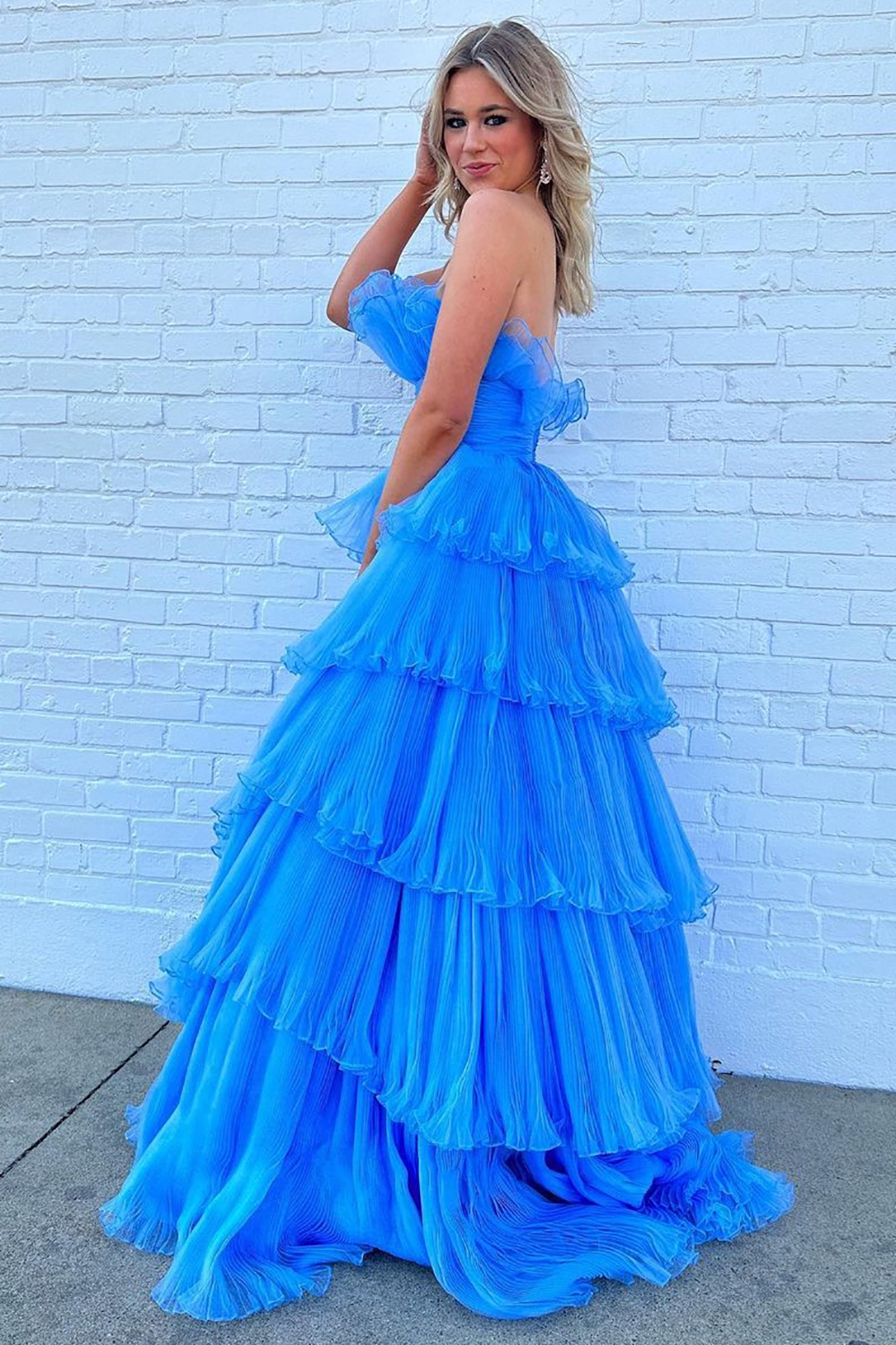 Elegant Blue Strapless A-Line Prom Gown with Ruffled Details