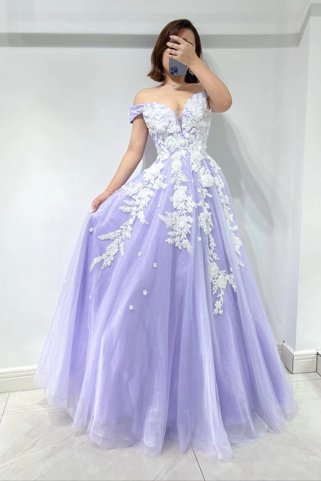 Amazing Lilac Off-The-Shoulder Sweetheart Tulle Evening Dress With Appliques