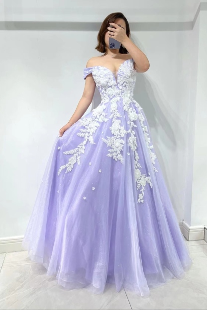 Amazing Lilac Off-The-Shoulder Sweetheart Tulle Evening Dress With Appliques