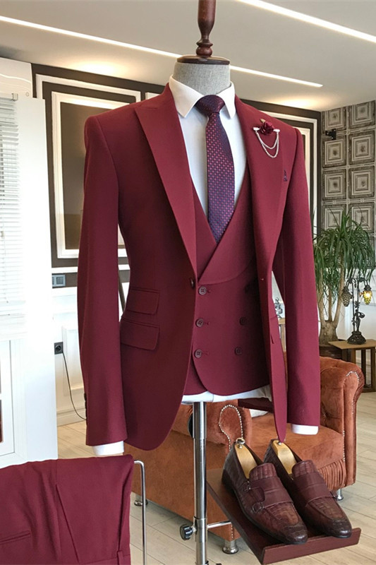 Stylish Dark Red Peaked Lapel Three-Piece Groom and Groomsmen Suit