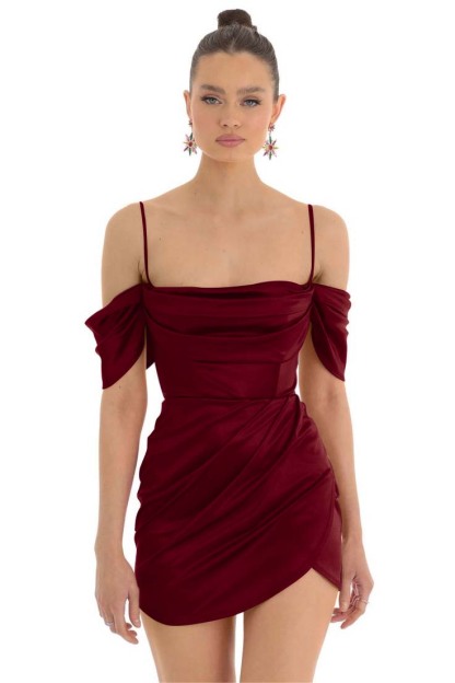 Pretty Fuchsia Spaghetti-Straps Pleats Off-The-Shoulder Short Mini Homecoming Dress