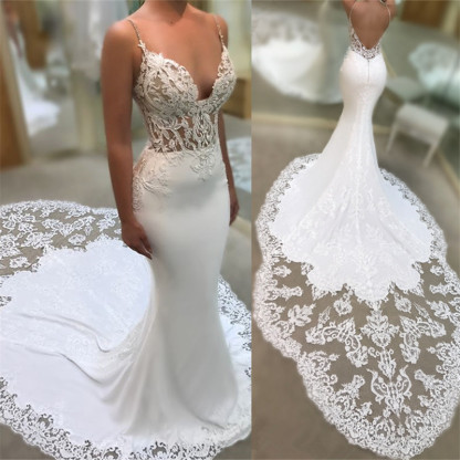 Spaghetti-Straps Mermaid V-Neck Applique Wedding Dress