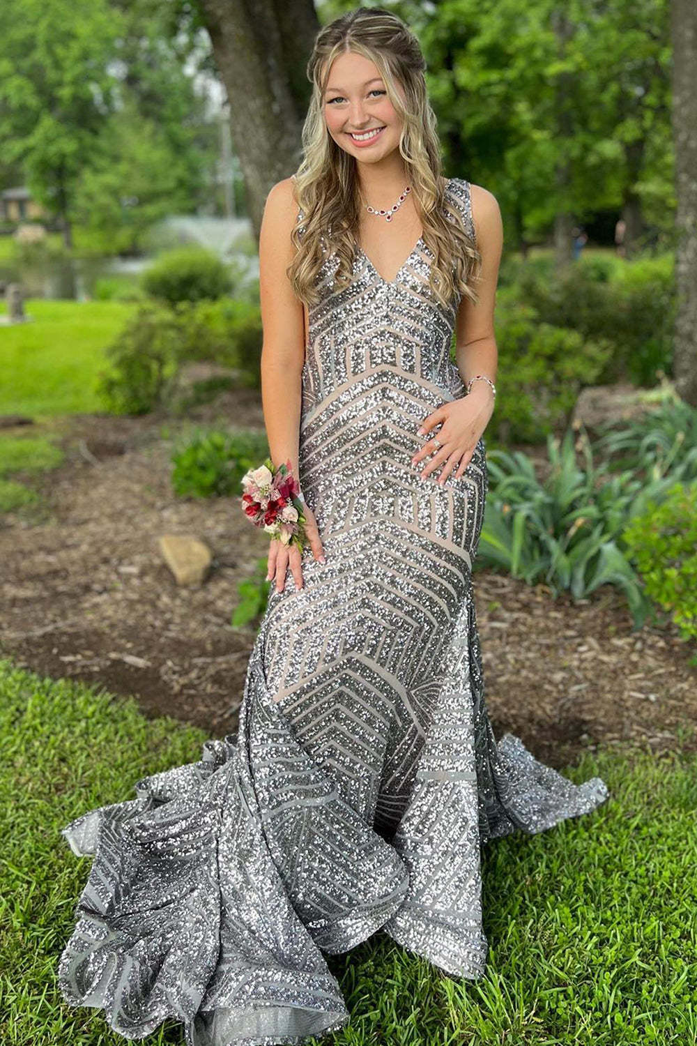 Long Prom Dress with Sparkly Blue Mermaid Cut and Red Sequins in Deep V Neck