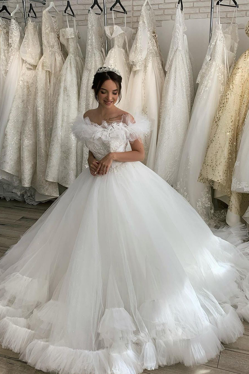 Chic Off-The-Shoulder Ball Gown Pleated Wedding Dress with Tulle Ruffles