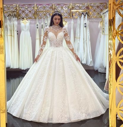 Elegant Long Sleeves High-Neck Wedding Dress with Lace Appliques