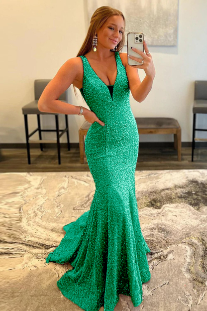 Mermaid Prom Dress with Deep V Neck in Pink