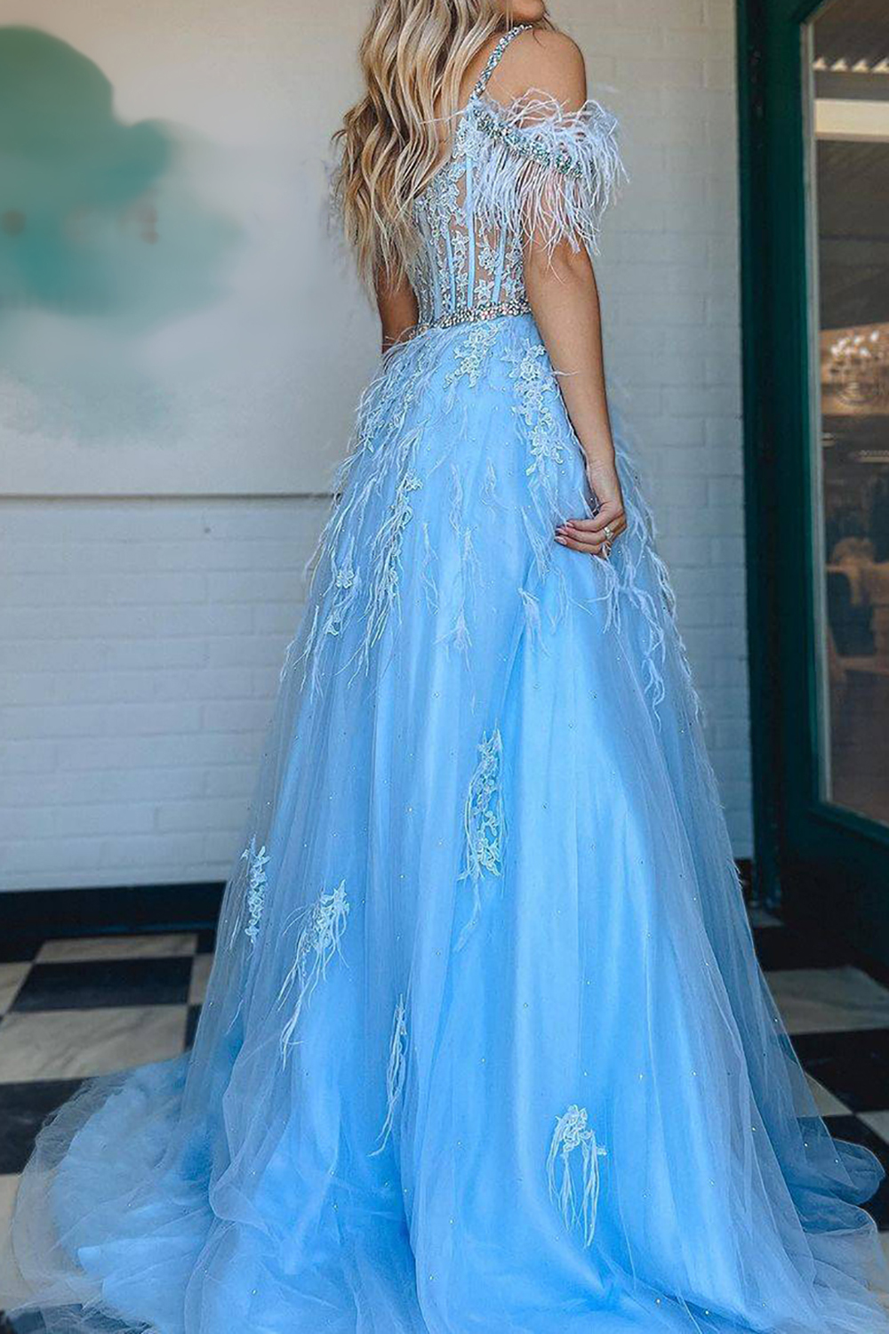 Elegant Off-the-Shoulder Blue Corset Prom Dress with Feather Appliques in A-Line