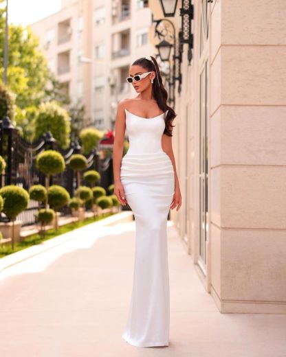 White Elegant Strapless Chic Long Evening Dress With Pleats