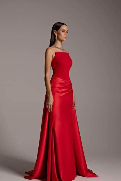 Red Strapless Sleeveless Long Mermaid Formal Dress With Pleated