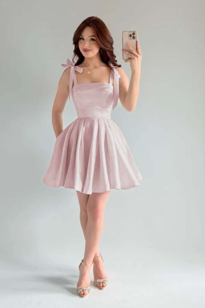 Spaghetti Strap Sleeveless Short A Line Formal Dress With Pleated