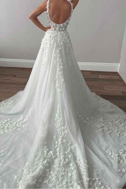 Charming White Tulle Spaghetti Strap Sleeveless Long Wedding Dress with Applique
