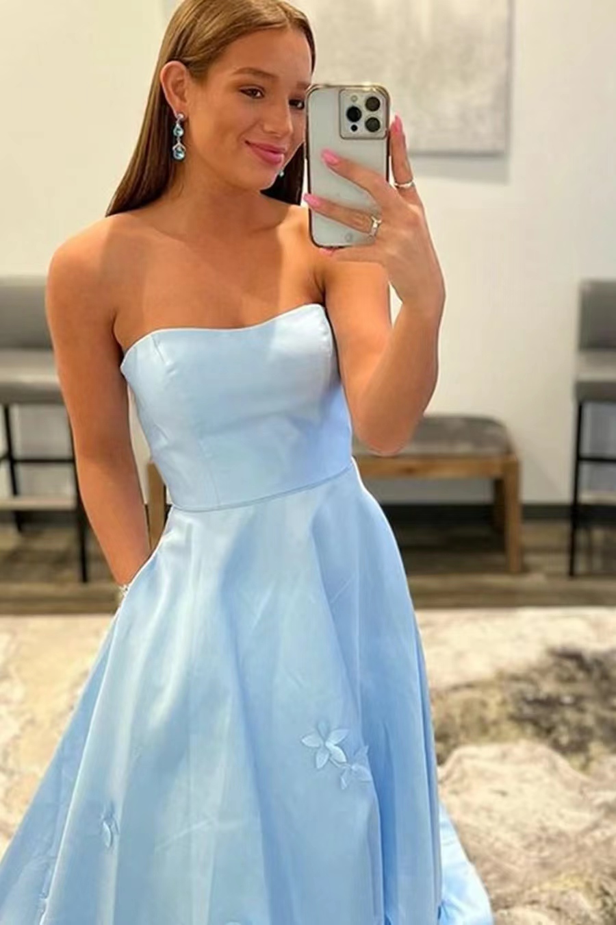 Baby Blue Strapless Appliques Sleeveless Evening Dress