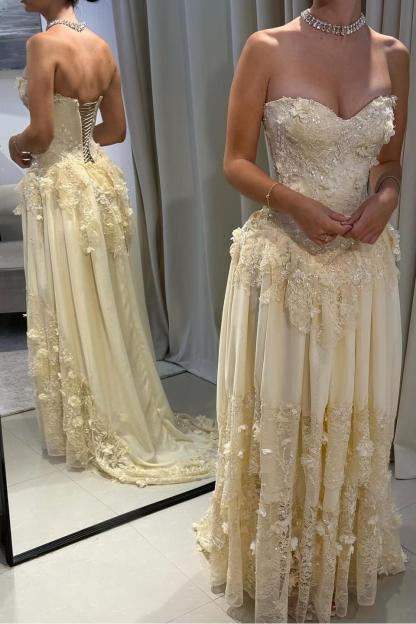 Chic Strapless Sleeveless Long Formal Dress With Pleated Appliques