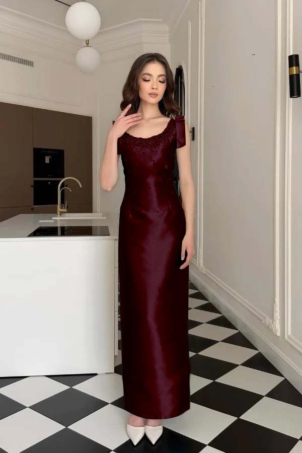 Glamorous Straps Sleeveless Long Formal Dress With Appliques Beading