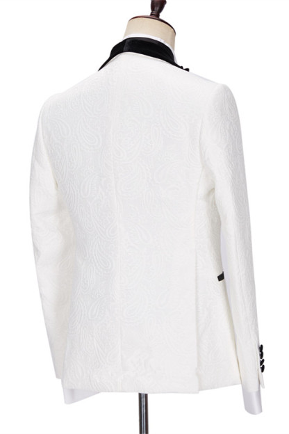 New Arrival White Jacquard Three-Piece with Velvet Lapel Wedding Men's Suits