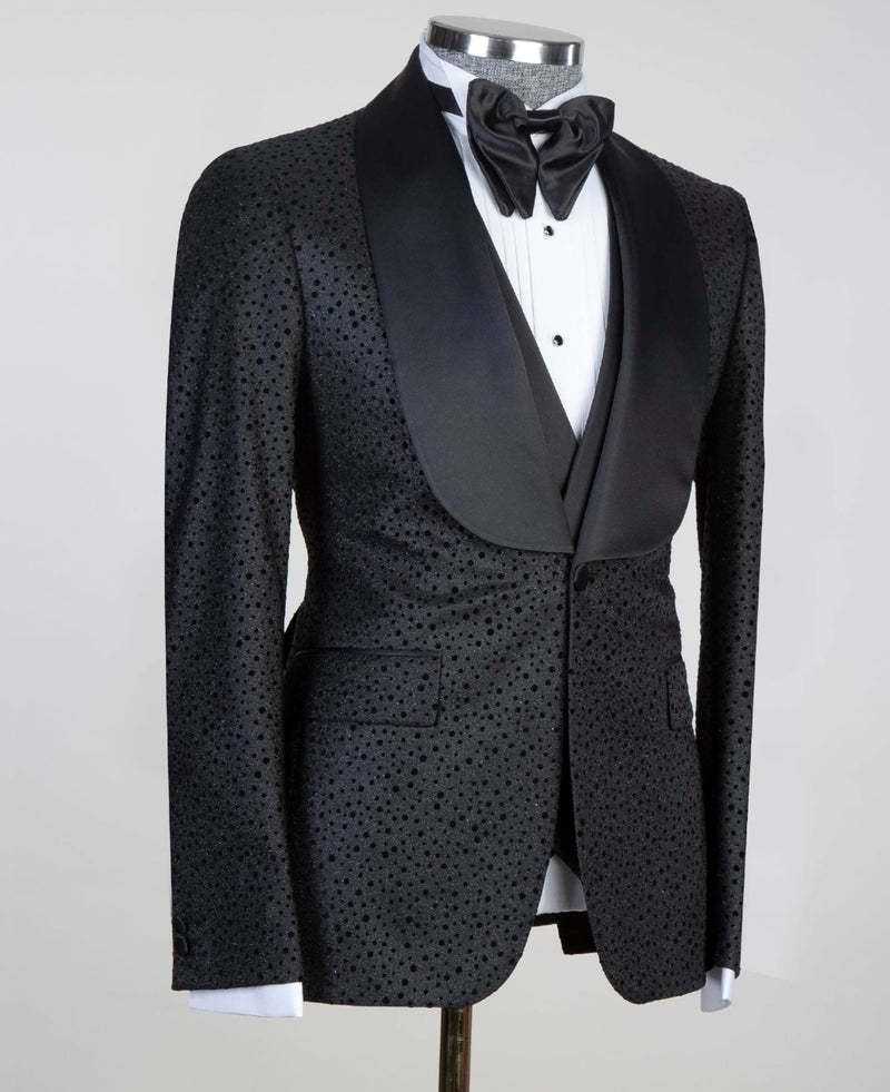 Modern Black Shawl Lapel Three-Piece Men's Suits for Wedding
