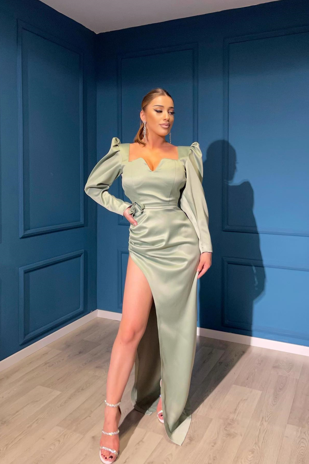 Dusty Sage Long Sleeves Front Split V-Neck Evening Dress Elegant