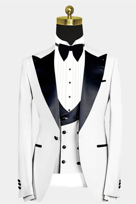 Beautiful Slim Fit White Peaked Lapel Wedding Suit for Men