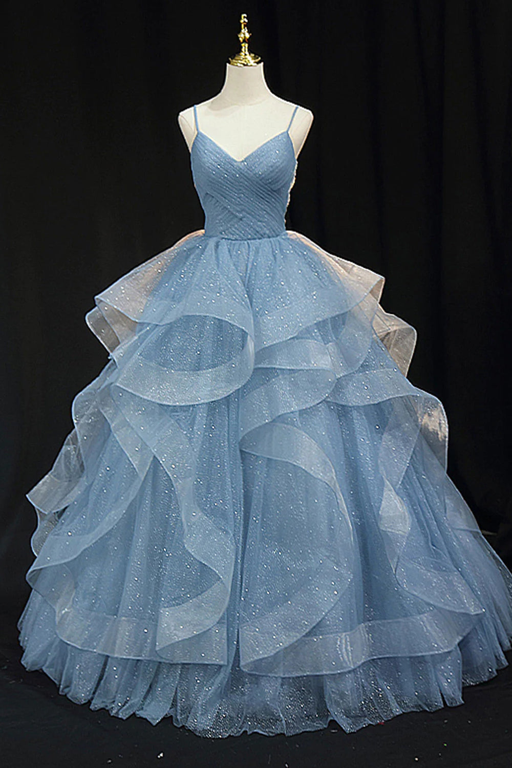 Long Light Purple Prom Dress with Spaghetti Straps and Ruffles in an A-Line Cut