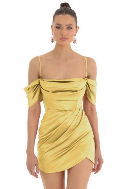 Pretty Fuchsia Spaghetti-Straps Pleats Off-The-Shoulder Short Mini Homecoming Dress