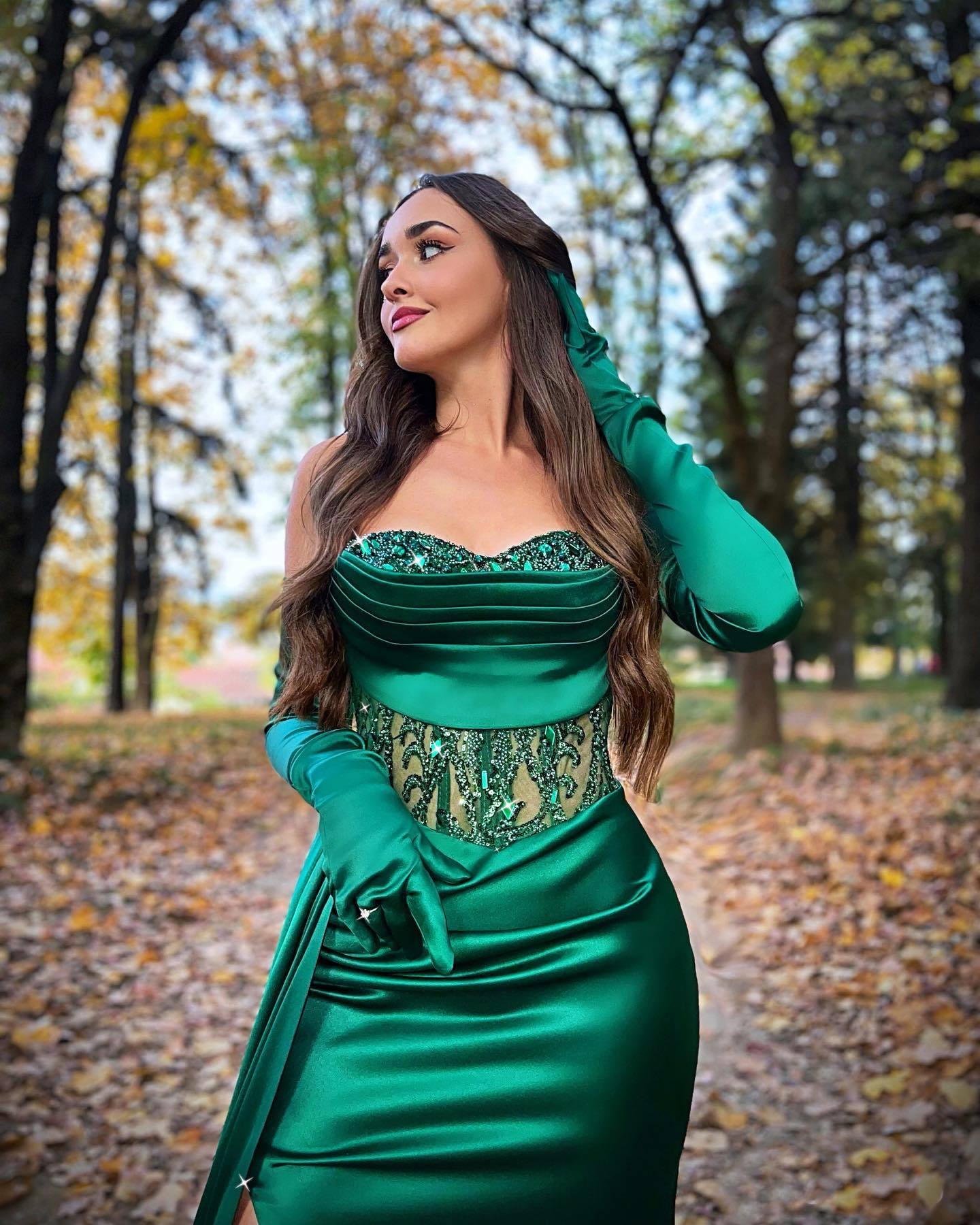 Dark Green Elegant Sweetheart Split Sequins Evening Dress With Gloves