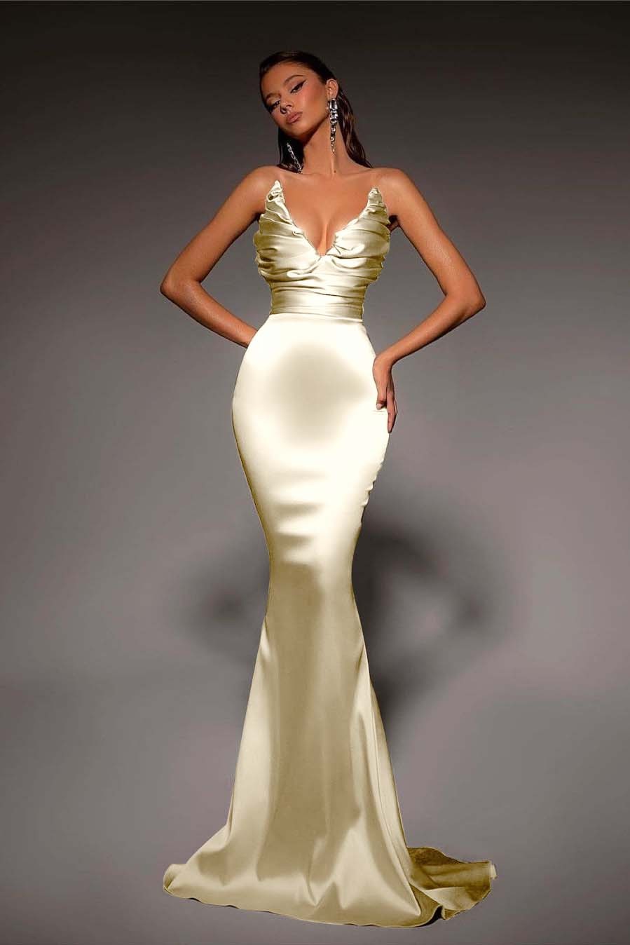 Strapless V Neck Sleeveless Long Mermaid Formal Dress With Pleated