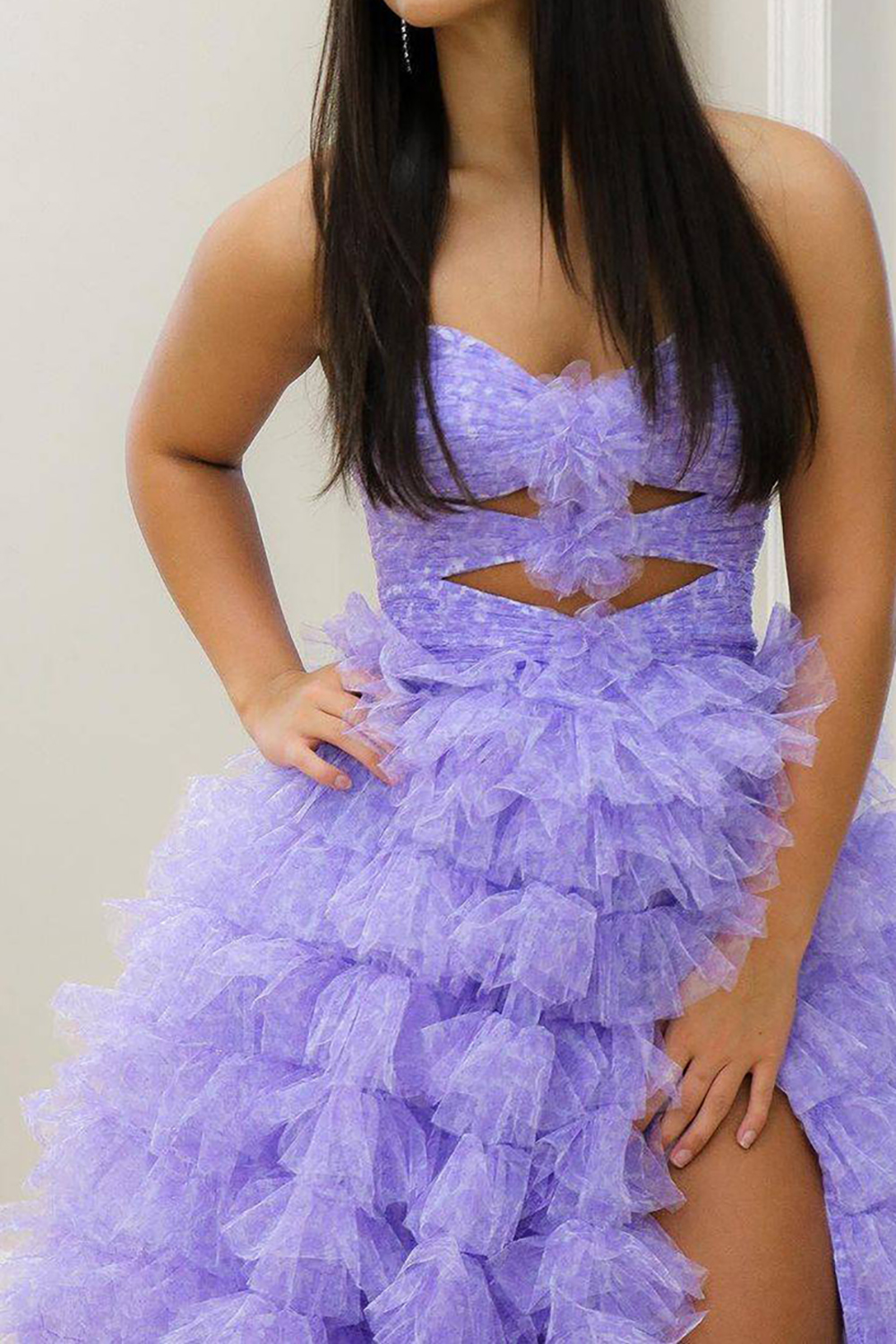 Elegant Sweetheart Purple Tulle A-Line Long Prom Dress Featuring a Keyhole