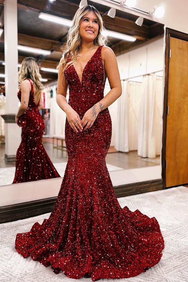Elegant Black Straps V Neck Mermaid Sequins Evening Dress With Backless