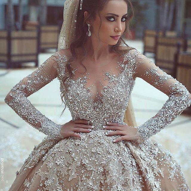 Long Sleeves Beads Ball Gown Wedding Dress with Appliques