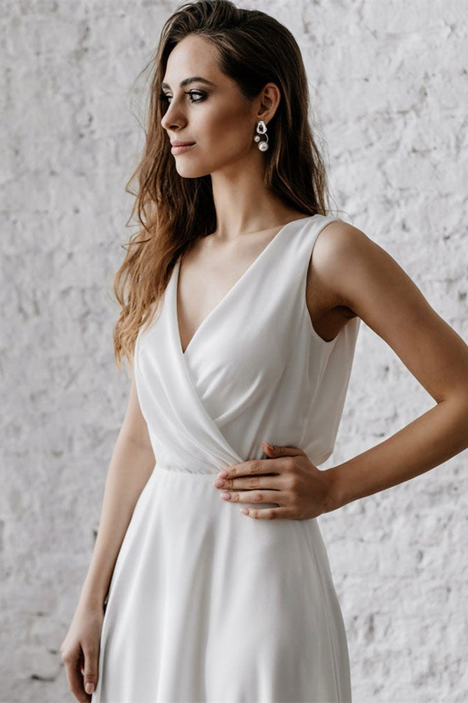 Sleeveless V-Neck Long Wedding Dress