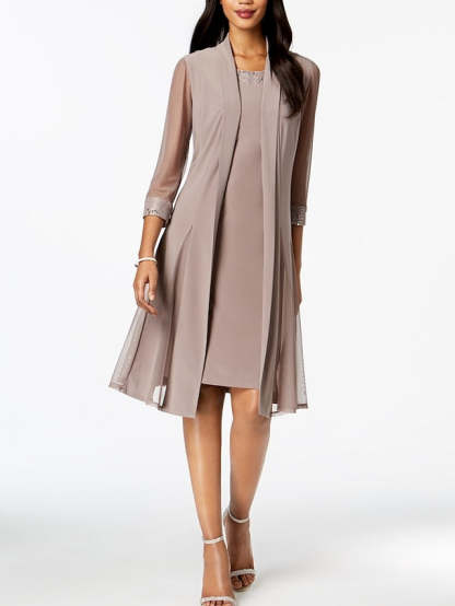 Elegant Knee-Length Mother of the Bride Sheath/Column Jewel Neck Dresses