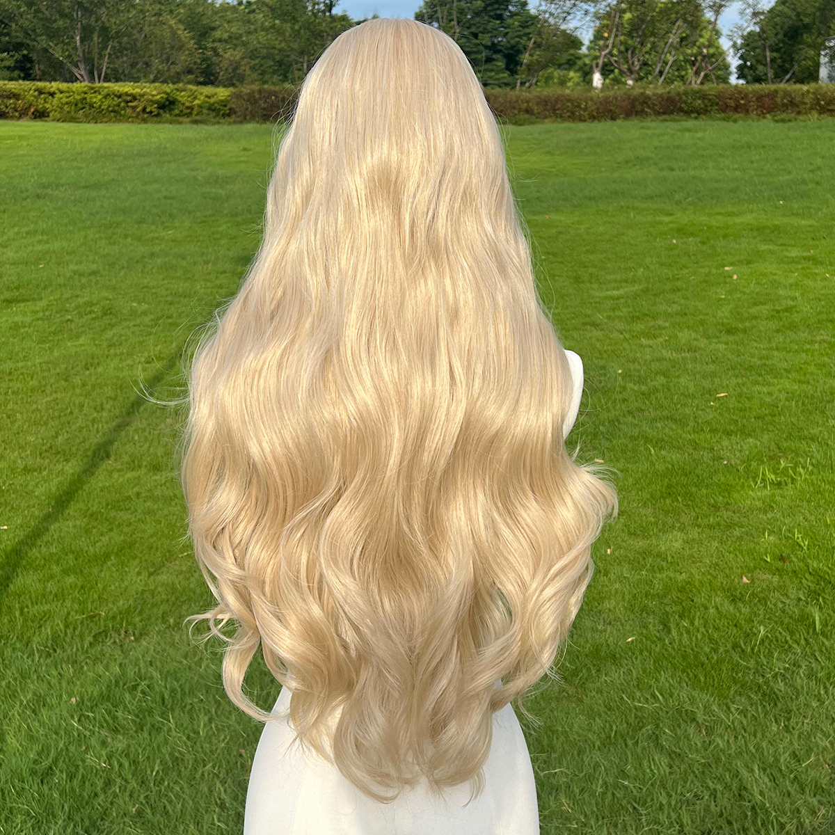 SMILCO/32Inch Blonde  Long Curly Synthetic Wig/SM9216/SM9216B
