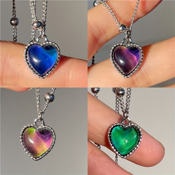 Thermochromic Color-Changing Heart Necklace