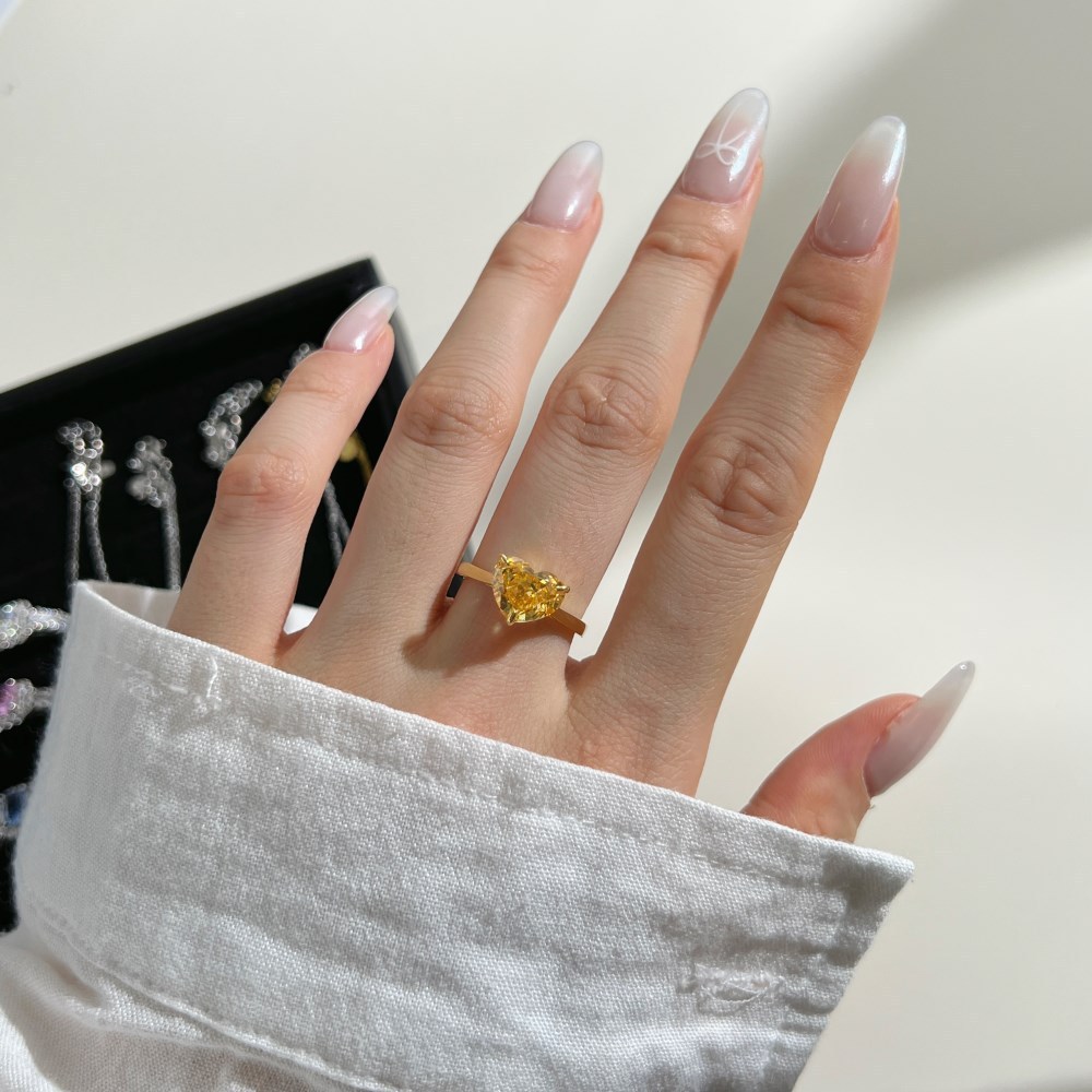 Amora Ring - Yellow