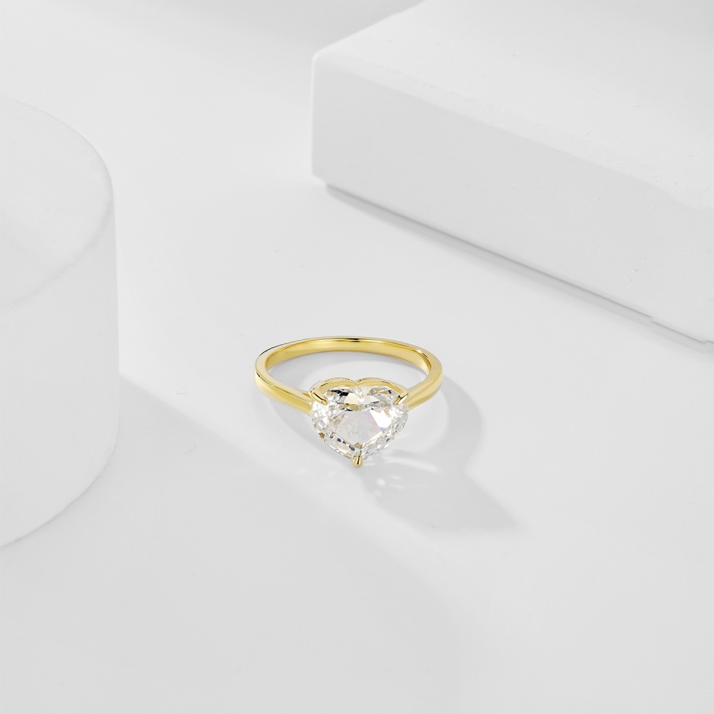 Amora Ring - Gold