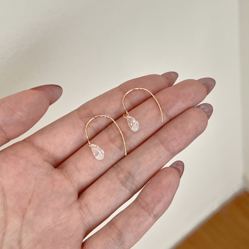 Poise Earring - Gold