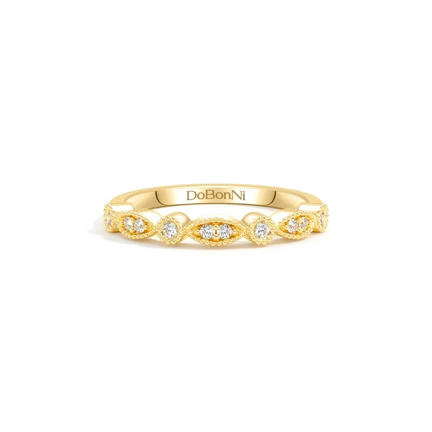 stunning_gold_mixed_stone_wedding_band