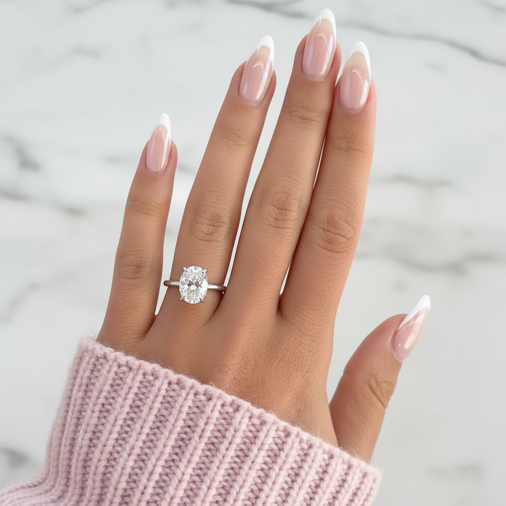 stunning silver soliatire engagement ring