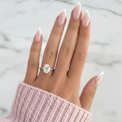 stunning silver soliatire engagement ring