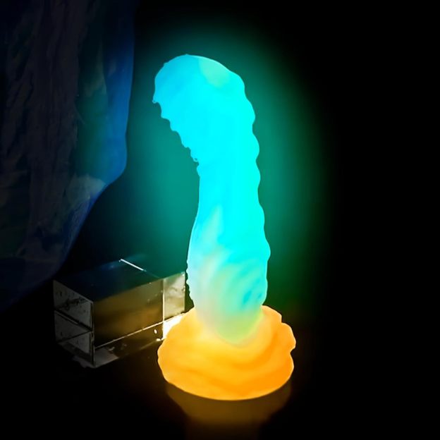 Luminous Fantasy Knot Silicone Dildo – 8 Inches - Luminous blue - image 3