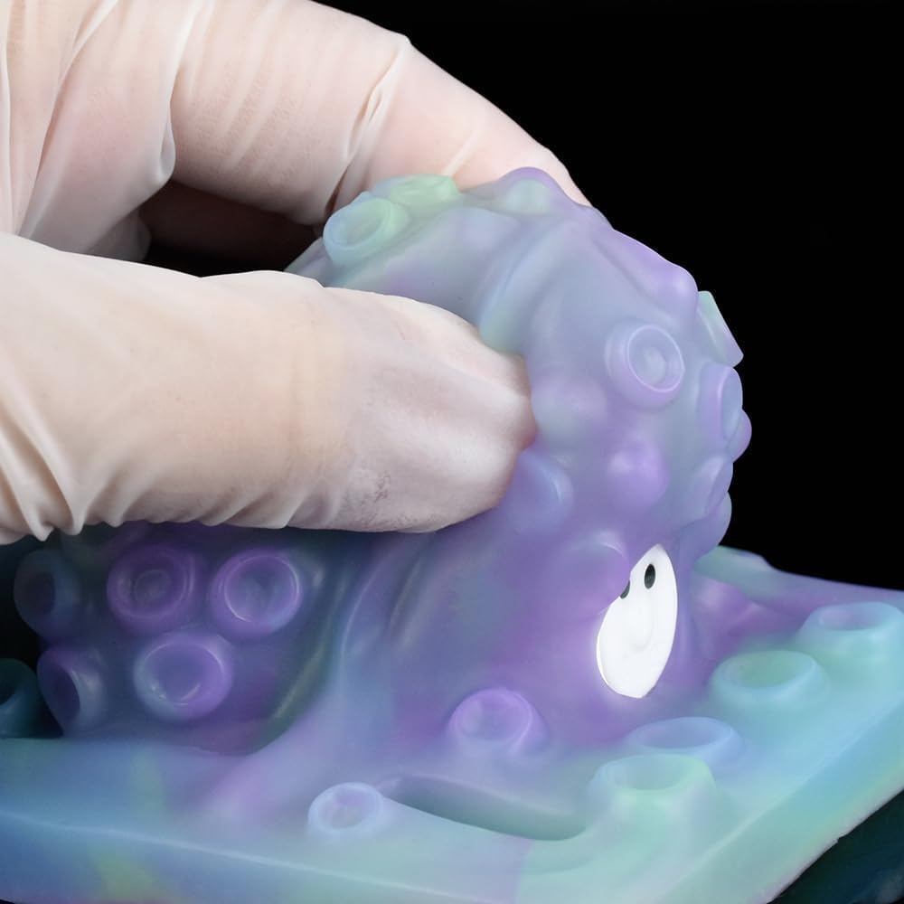 Strap-On Octopus Grinder-WeLovePlugs