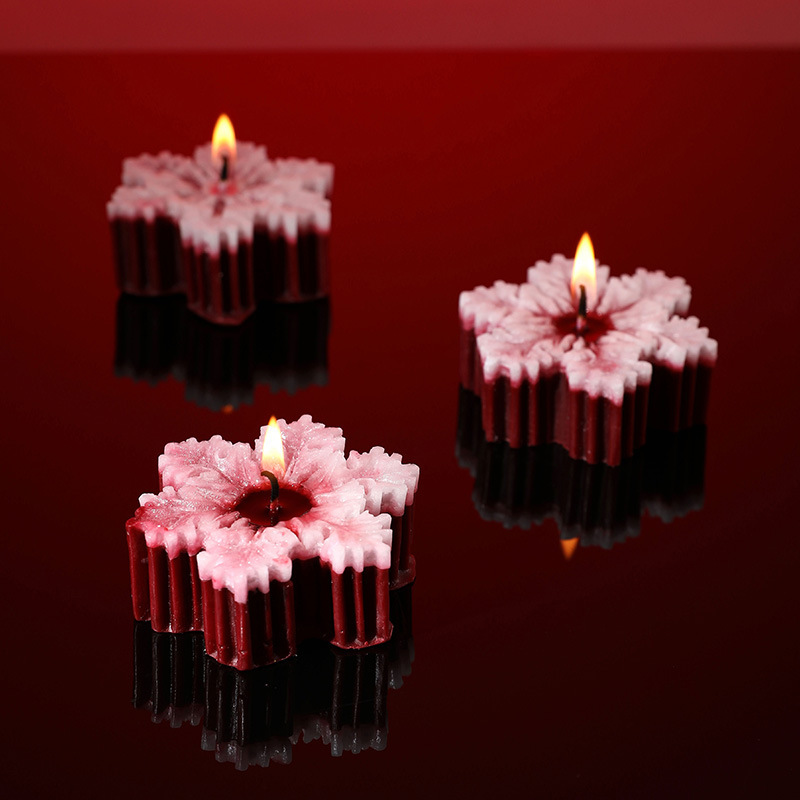 Christmas Snowflake Candles - image 4