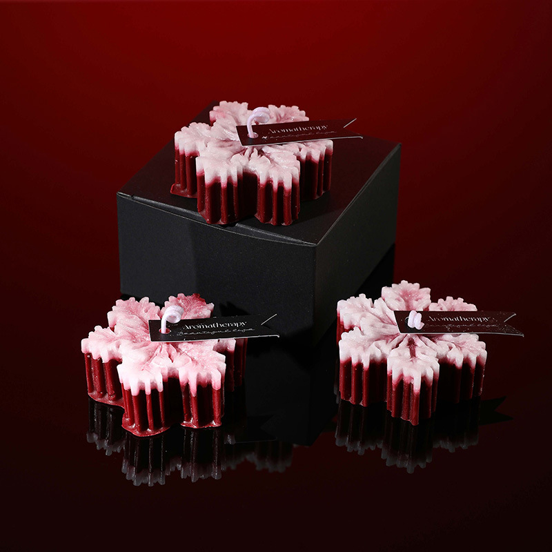 Christmas Snowflake Candles - image 3