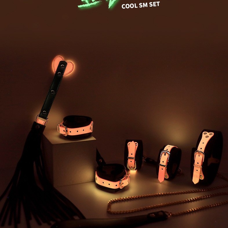 SM Erotic Glow-in-the-Dark Bondage Set -WeLovePlugs