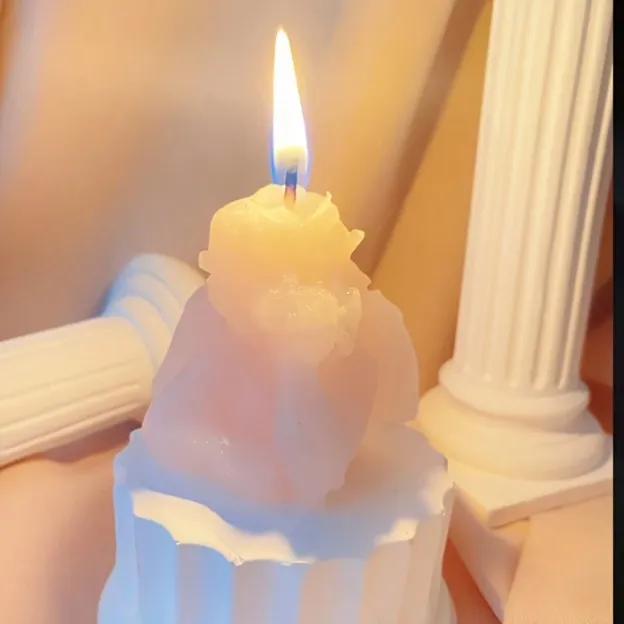 Angel Love Low-Temperature Candle - image 1