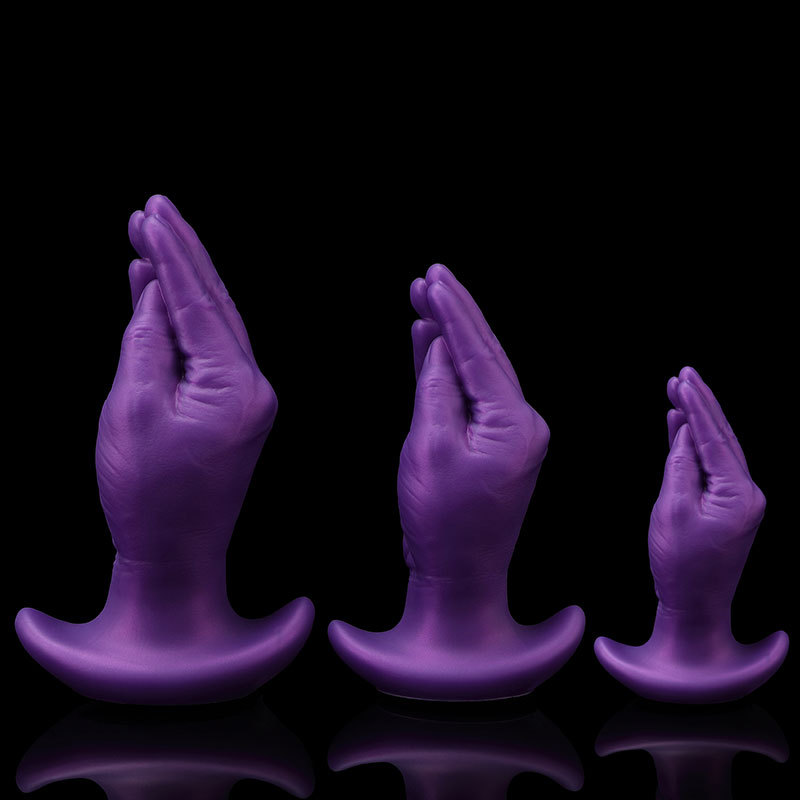 The Clasping Hands Butt Plug - image 7
