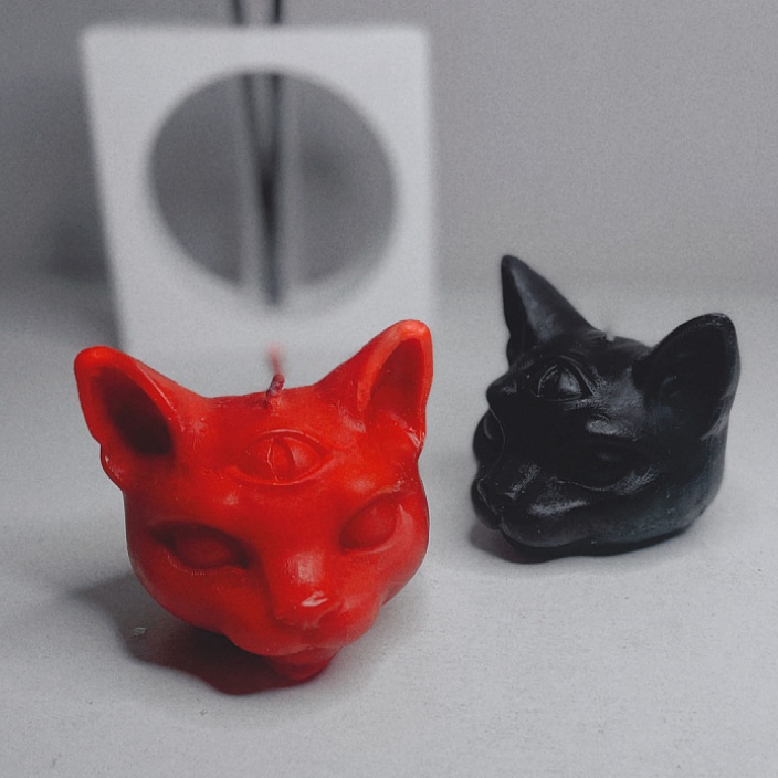 Garden Fragrance Three-eyed Cat Candle - image 6