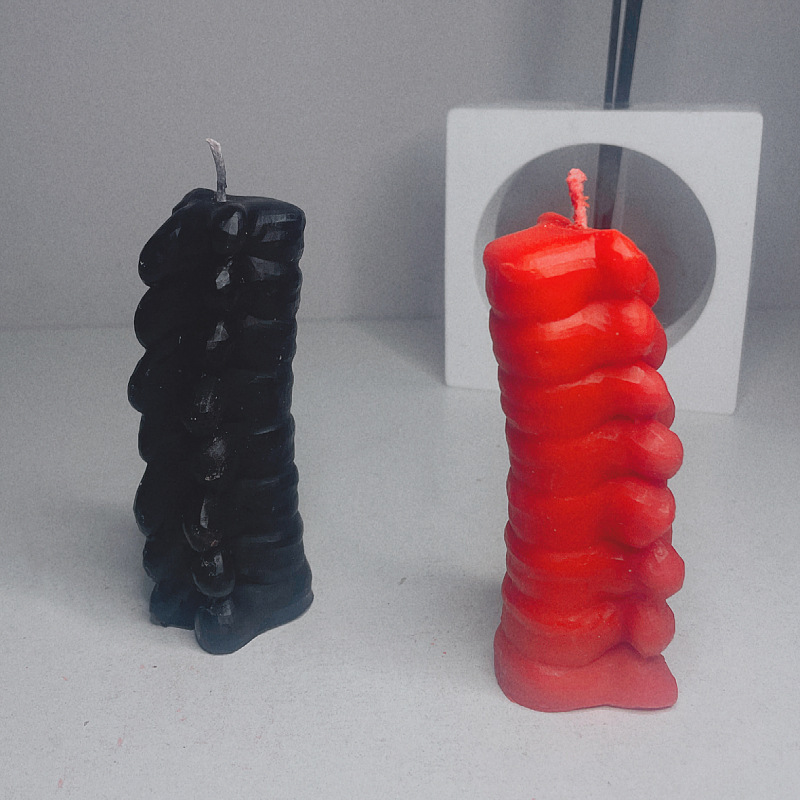 Spine-shaped Scented Candle - image 3