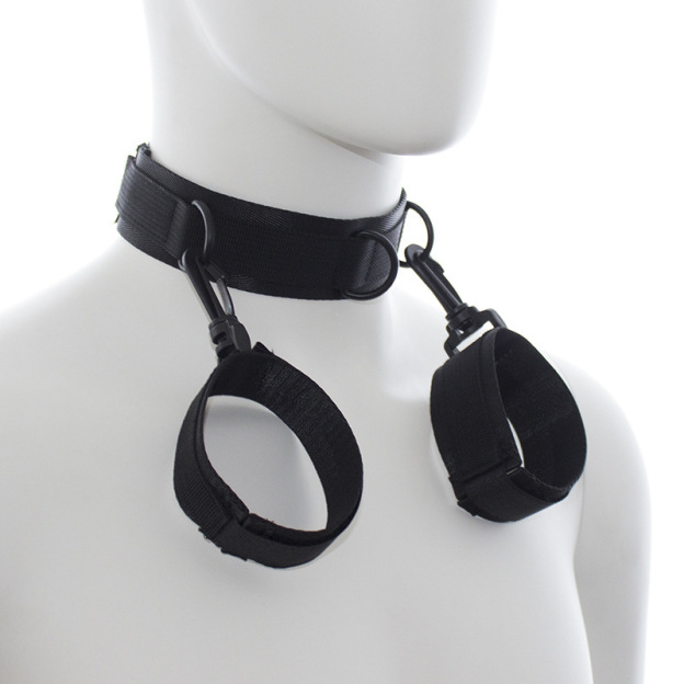 Vegan-friendly Collar And Cuff Set - image 3